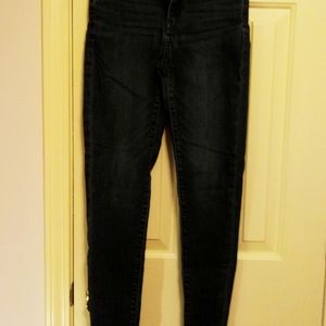 1C - American Eagle Jeans. Size 4. Dark Wash.